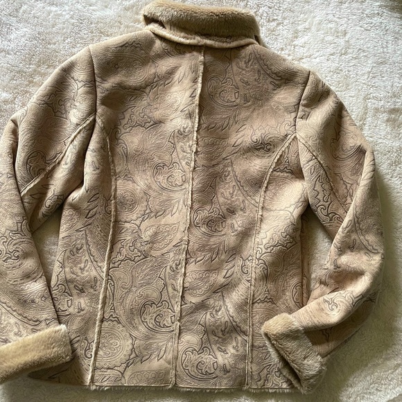 eStudio Faux Fur Beige Suede Jacket with Floral Print Size Medium - Picture 5 of 13